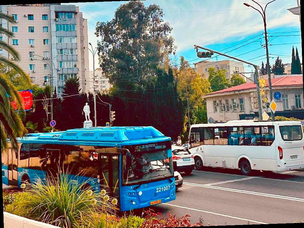 Ужесточение контроля за работой общественного транспорта в Сочи к 1 сентября