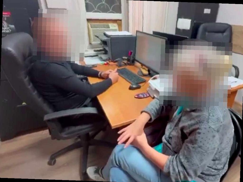 Супруги из Сочи уверенно избежали утраты 16 миллионов рублей в результате мошенничества, благодаря оперативным действиям сотрудников банка. Подробности этой истории были рассказаны в полиции курорта.
