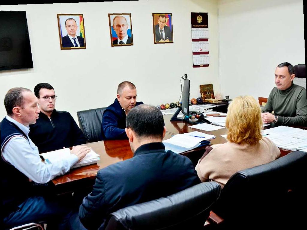 Депутат поможет бороться со свалкой на улице Подгорной
