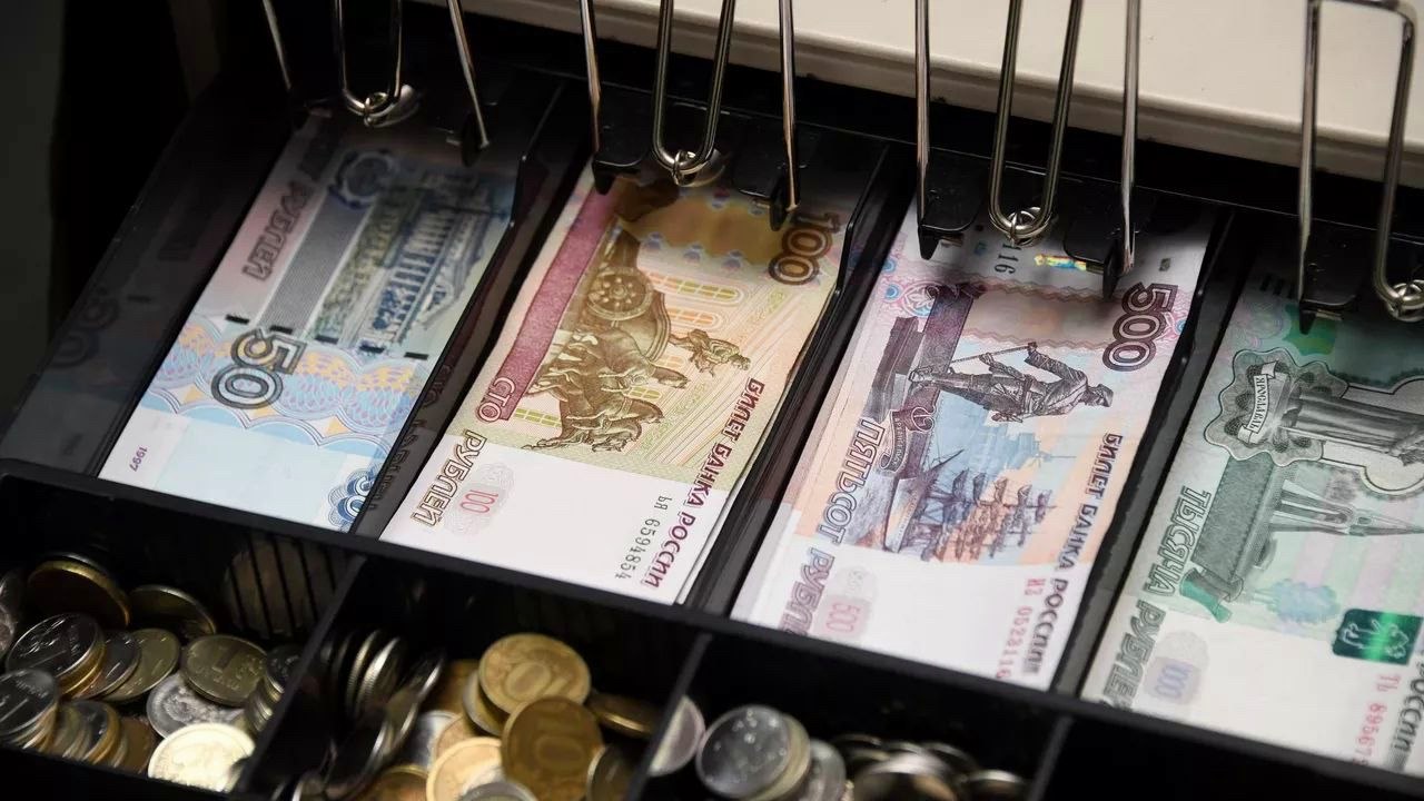 Банк России усиливает контроль за операциями с крупными наличными