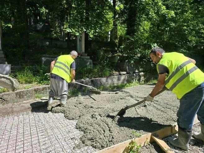 Ремонт крупнейшего кладбища начался в Хостинском районе Сочи