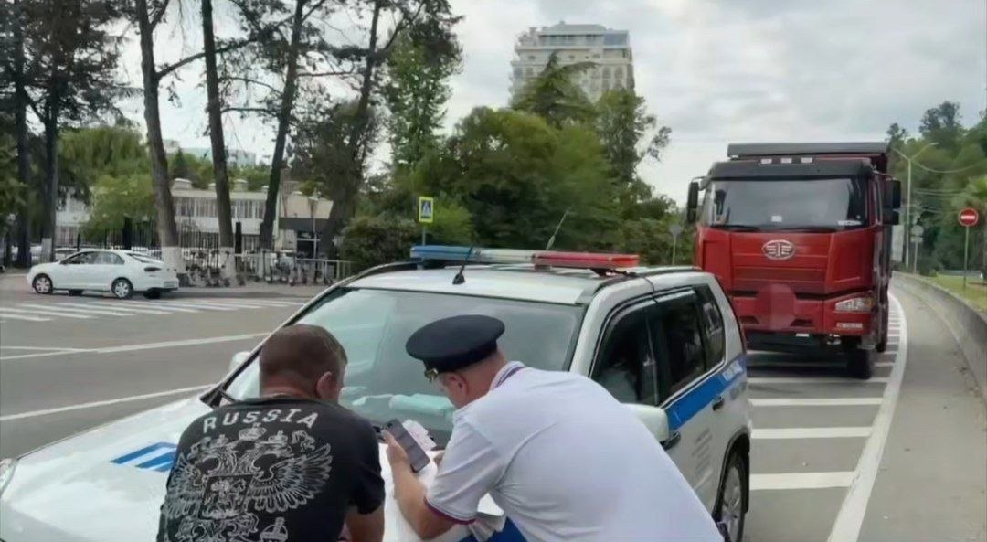 В Сочи за один день выявили более 90 нарушений ПДД в ходе рейда